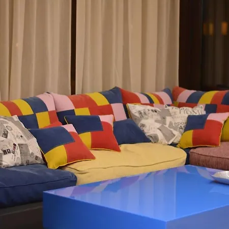 アパート Art Penthouse ブルガス