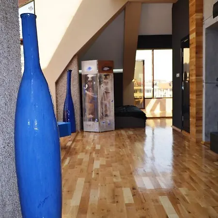 Art Penthouse 公寓 布尔加斯