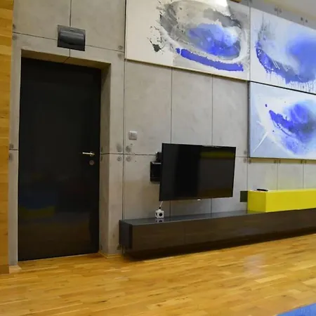 Art Penthouse